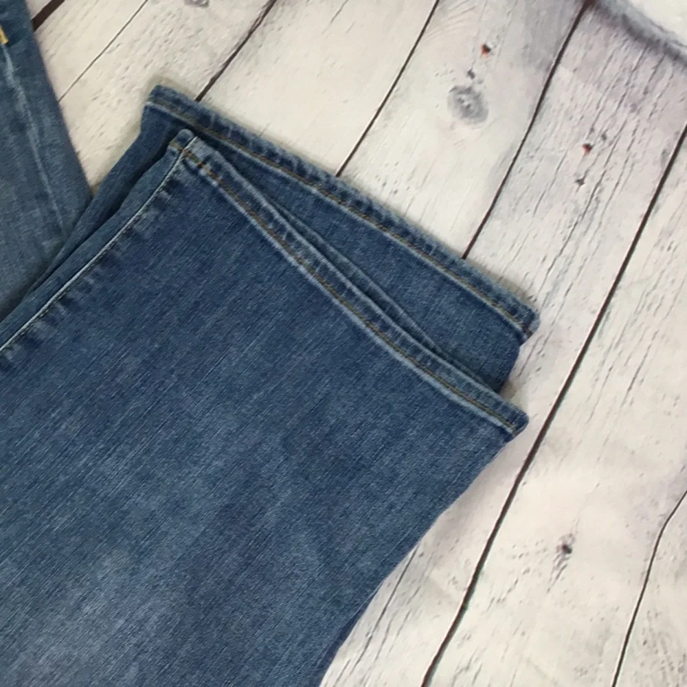 NYDJ Denim Capris(cropped) - Picture 3 of 8